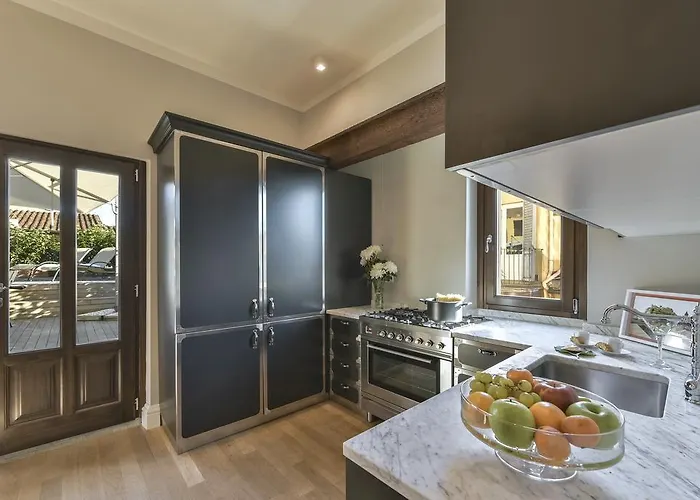 Lanfredini فلورنس